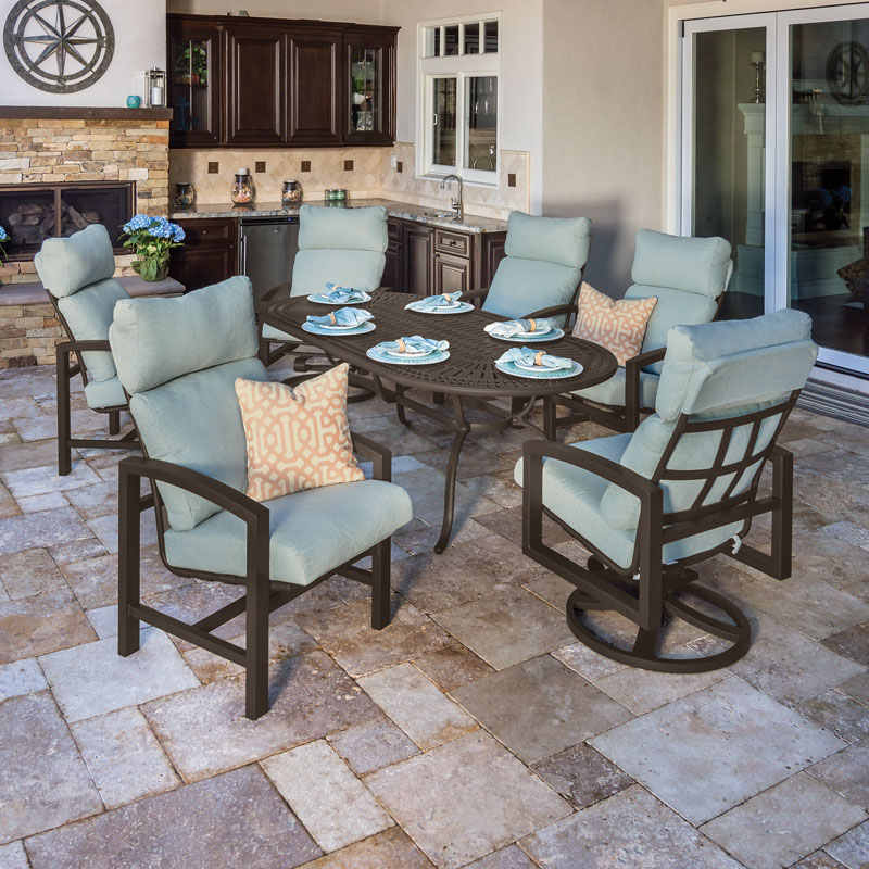 lakeside_cushion_dining_1 Lakeside Cushion Dining