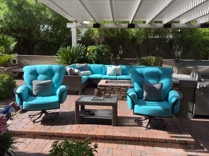 deep-seating-swivel-rocker