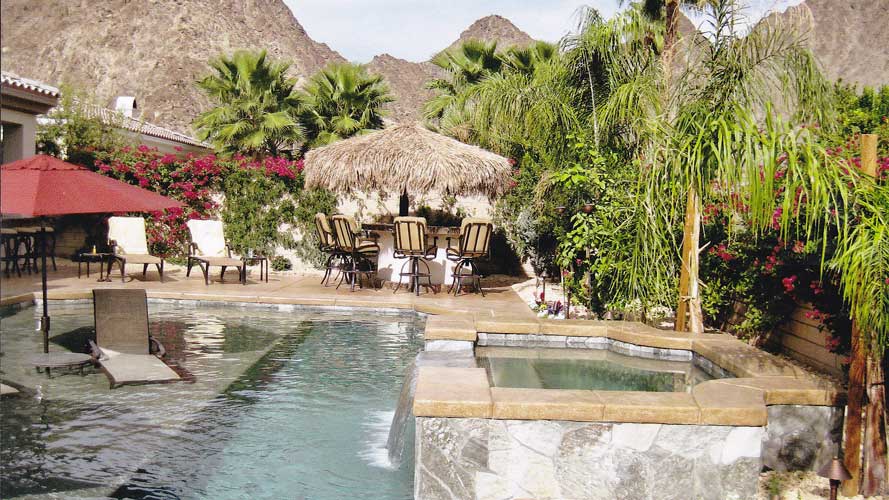 pool-thatch-umbrella