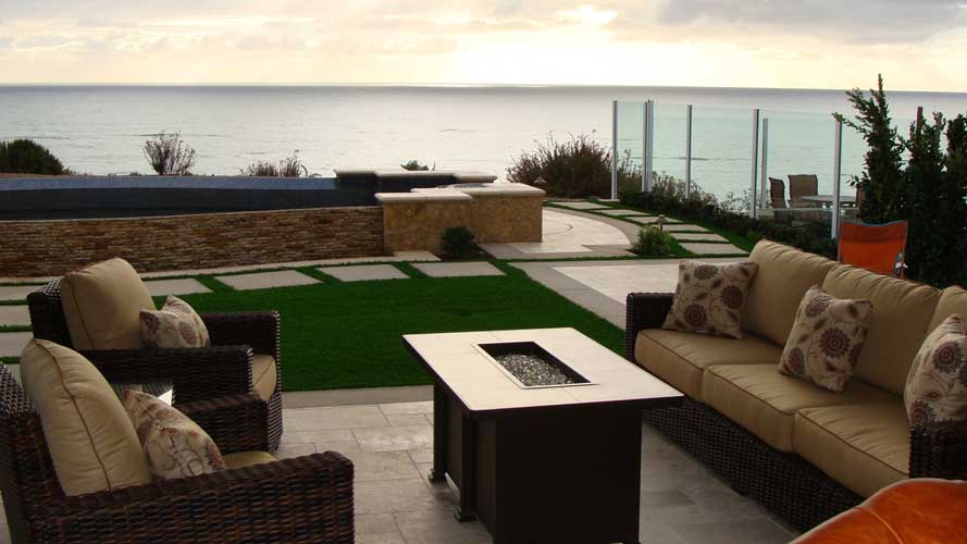 weave-sofa-firepit