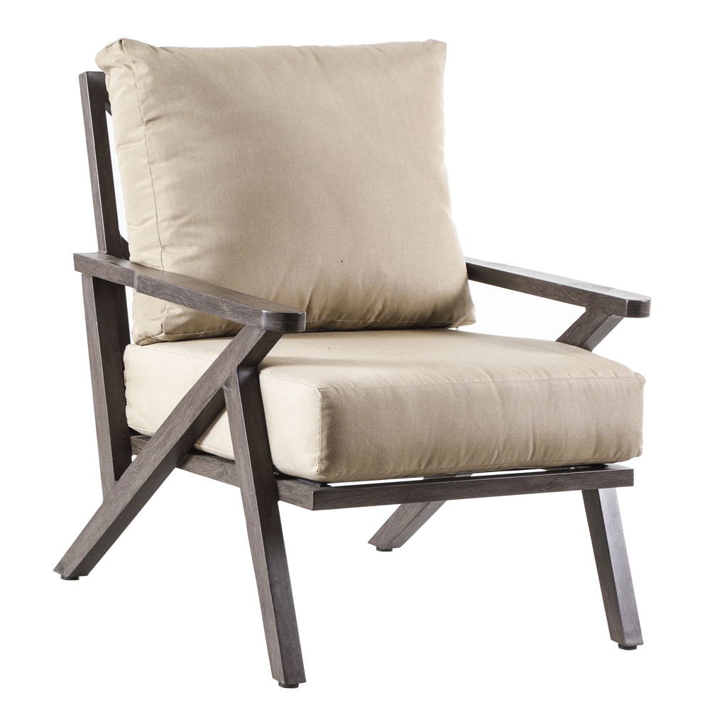 Cabrillo Club Chair