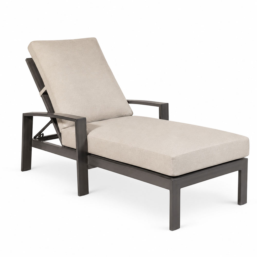 Trellis Cushion Chaise Lounge